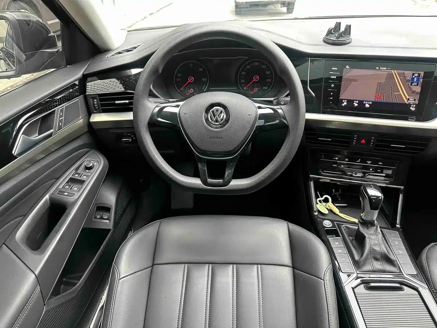2020 Volkswagen Passat Plug-in Hybrid 430PHEV Hybrid Elite Edition (China VI Emission Standard) — миниатюра 16