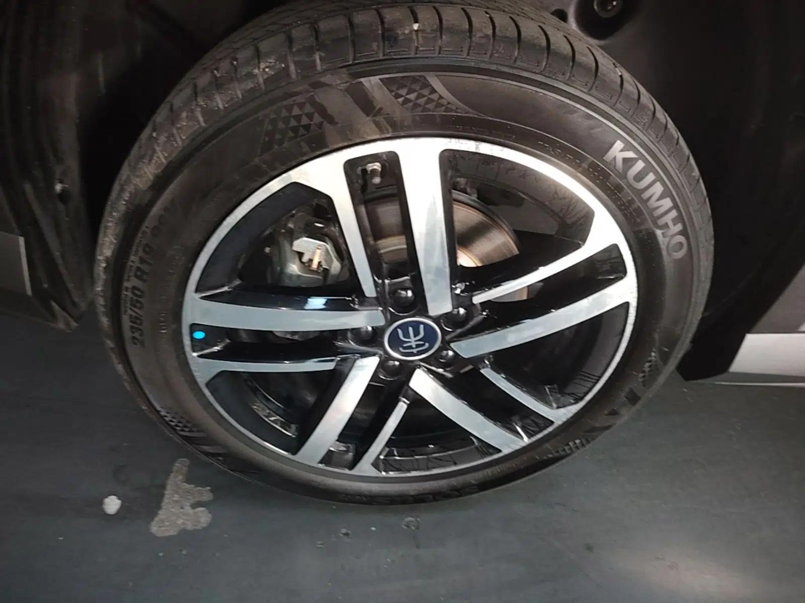 BYD Song L DM-i 2024 112 km Beyond Edition — миниатюра 11