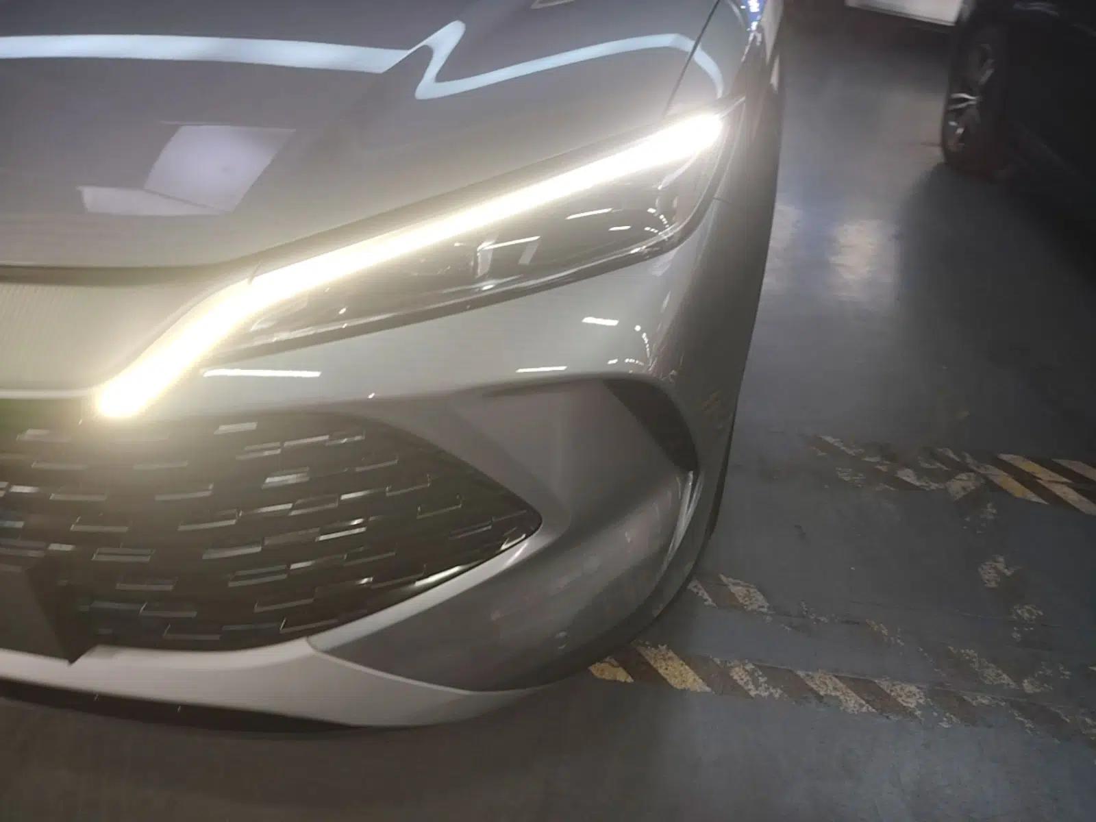 BYD Song L DM-i 2024 112 km Beyond Edition — миниатюра 8