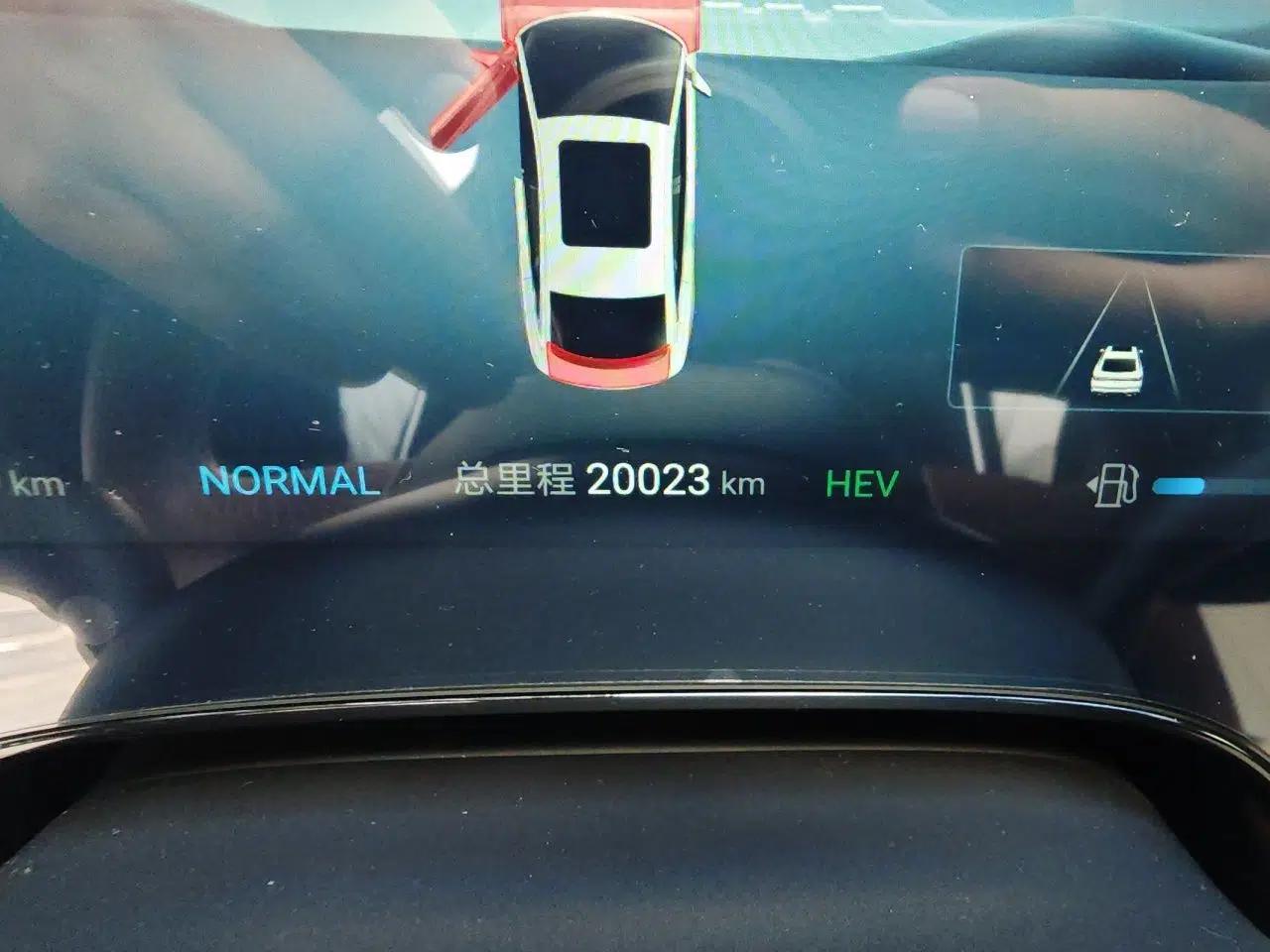 BYD Seal 2024 HONOR Edition DM-i 1.5L 121km Prestige Model — миниатюра 9