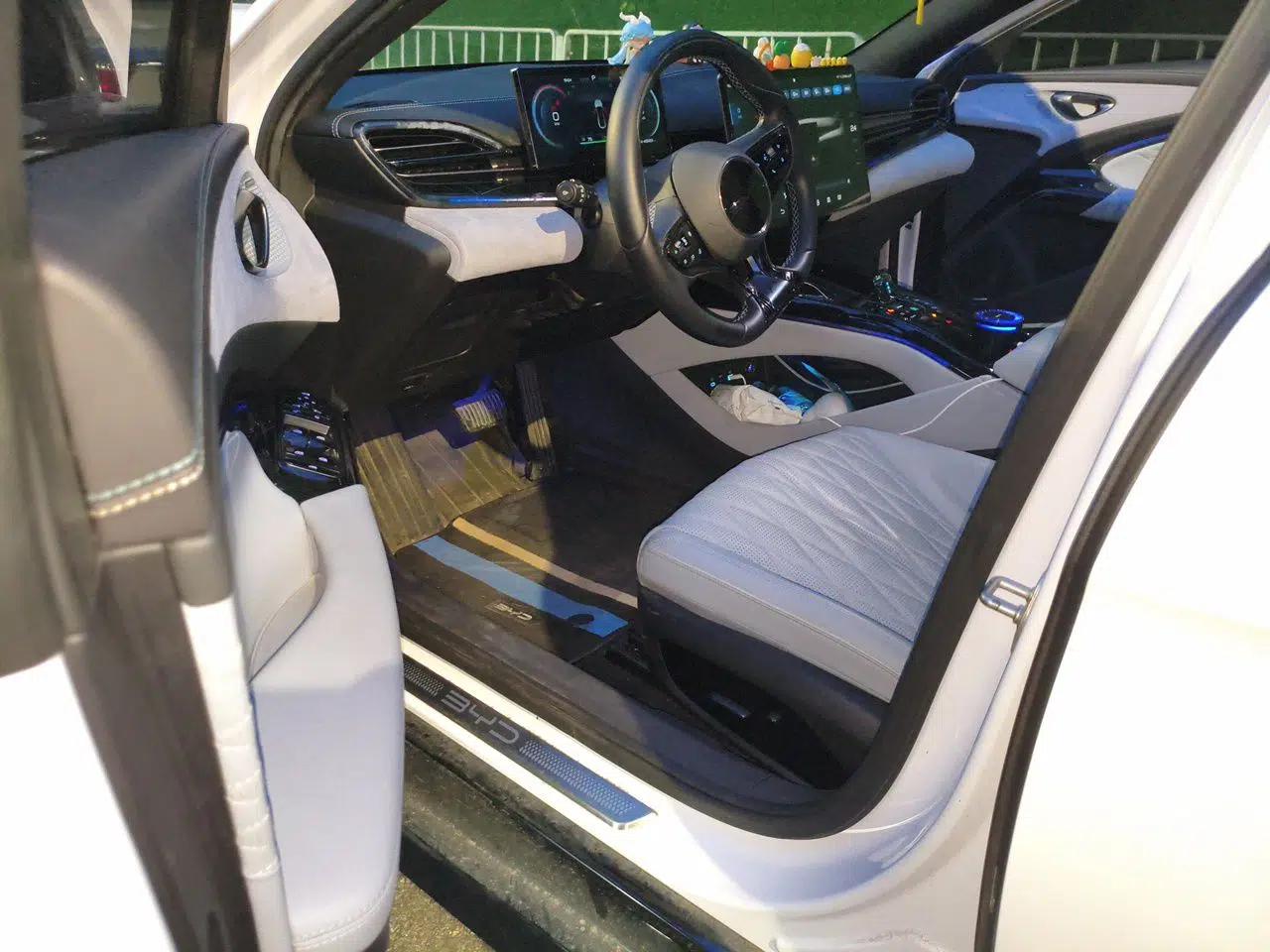 BYD Seal 2022 550 km Standard Range Rear-Wheel Drive Prestige Version — миниатюра 16