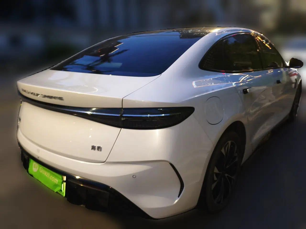 BYD Seal 2022 550 km Standard Range Rear-Wheel Drive Prestige Version — миниатюра 6