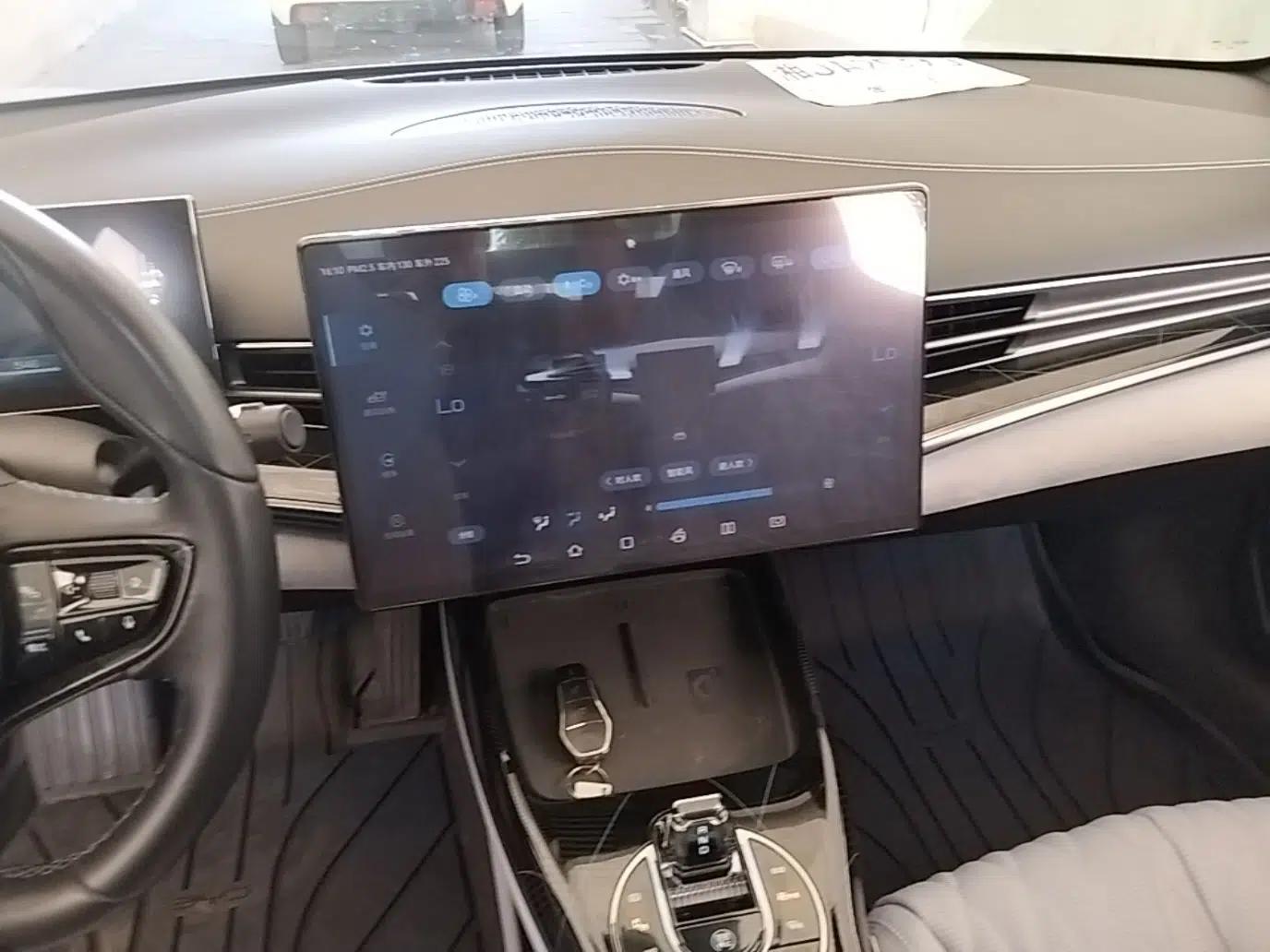 BYD Seal 2022 550 km Standard Range Rear-Wheel Drive Prestige Version — миниатюра 15