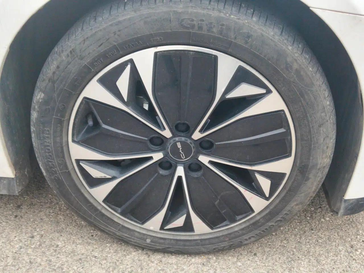 BYD Seal 2023 Champion Edition 550km Elite Model — миниатюра 5