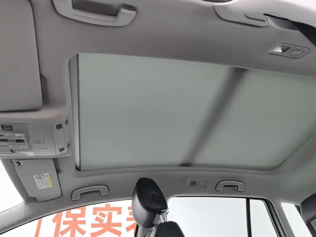 Golf Sportsvan 2016 230TSI Automatic Entry-Level Model — миниатюра 14