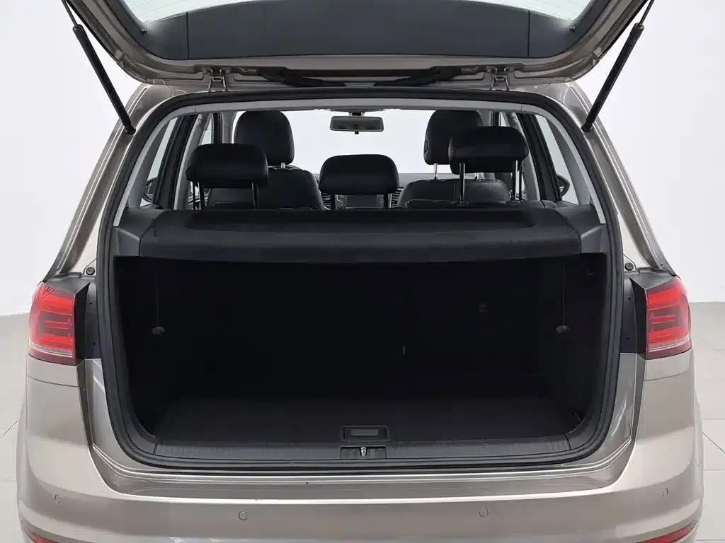 Golf Sportsvan 2016 230TSI Automatic Entry-Level Model — миниатюра 16