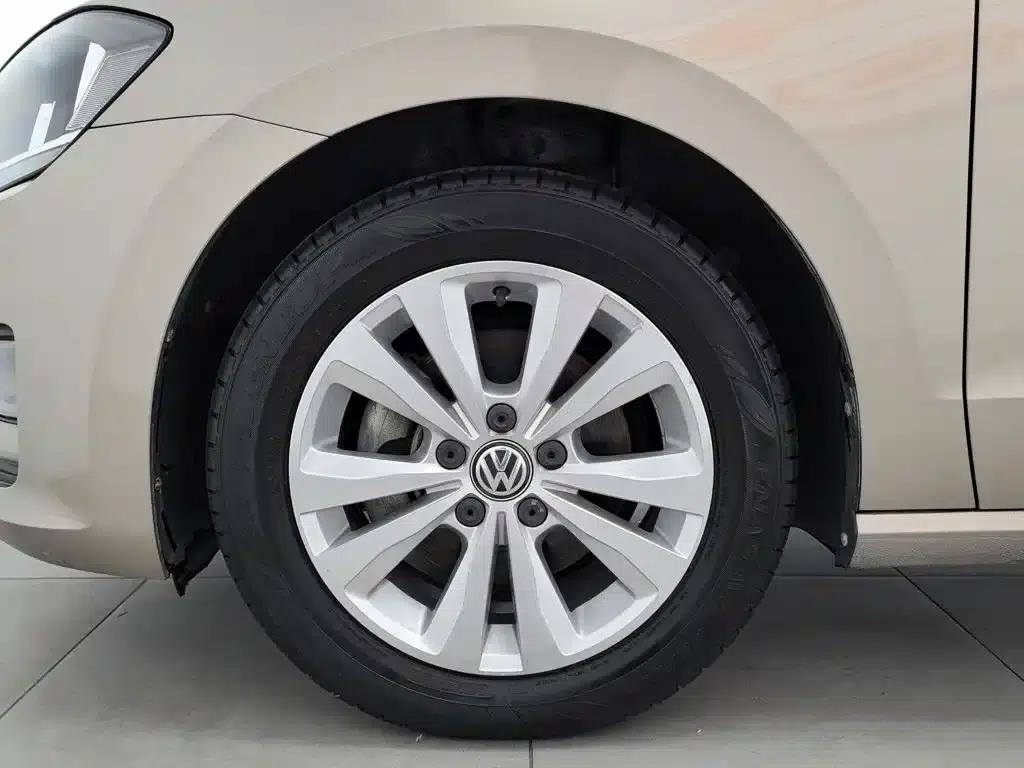 Golf Sportsvan 2016 230TSI Automatic Entry-Level Model — миниатюра 17