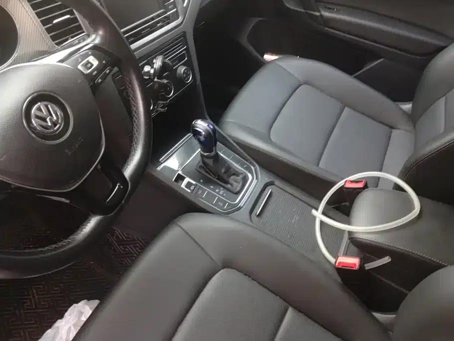 Golf Sportsvan 2020 280TSI Automatic Guardian Edition — миниатюра 16