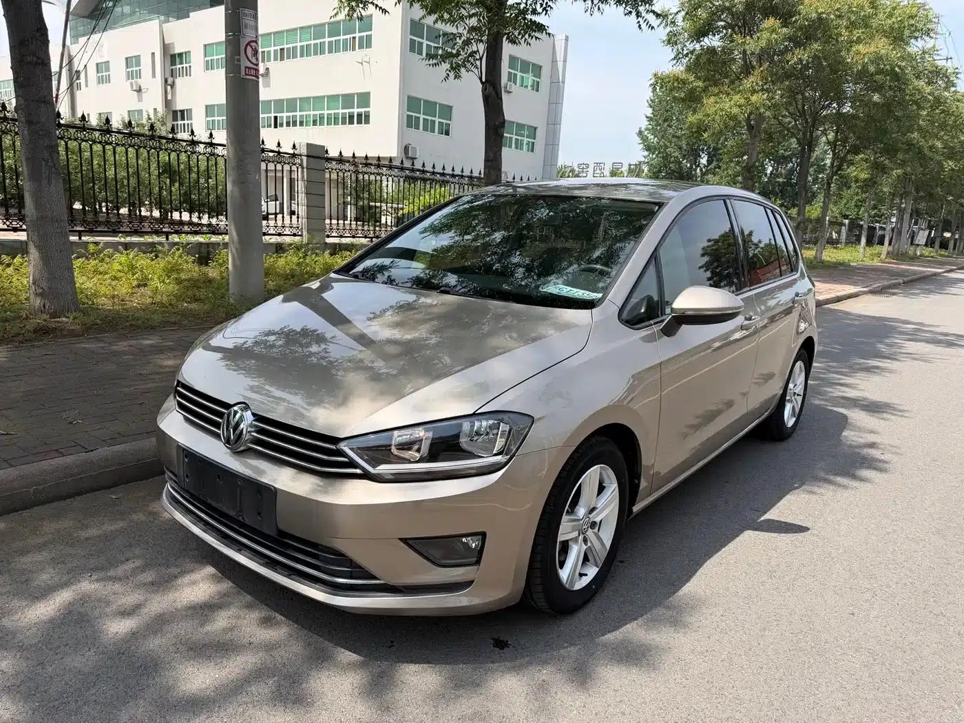 Golf Sportsvan 2016 1.6L Automatic Comfort Edition — миниатюра 1