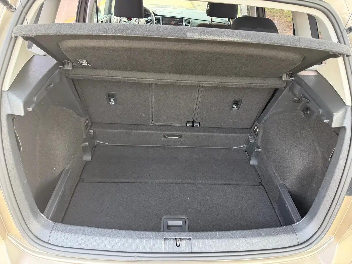 Golf Sportsvan 2016 1.6L Automatic Comfort Edition — миниатюра 11