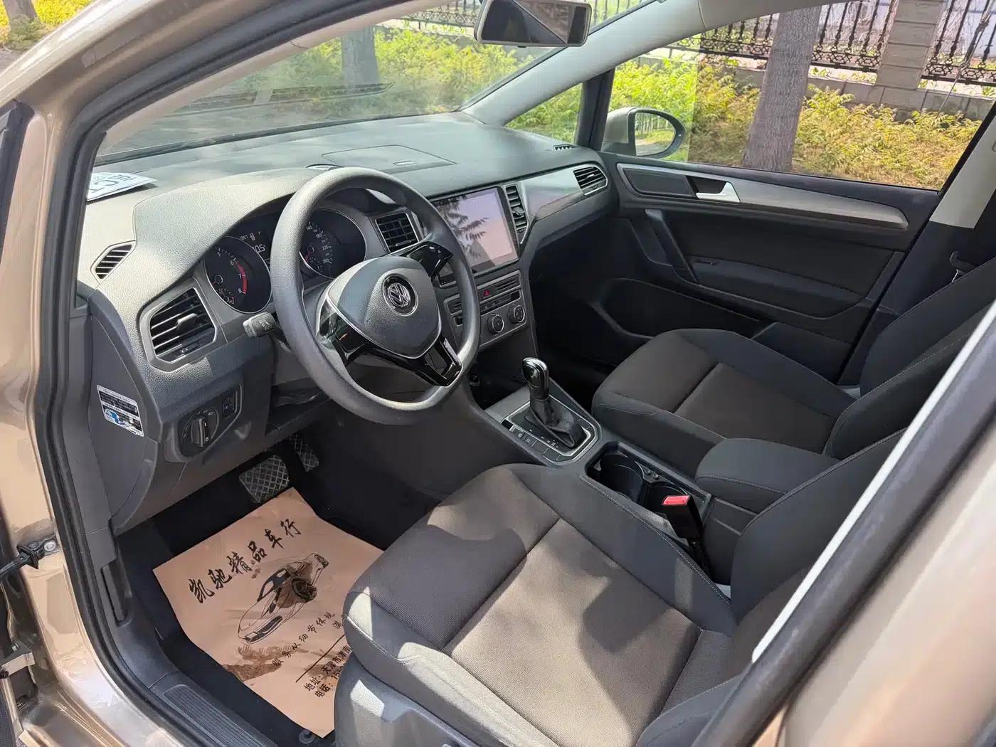 Golf Sportsvan 2016 1.6L Automatic Comfort Edition — миниатюра 4