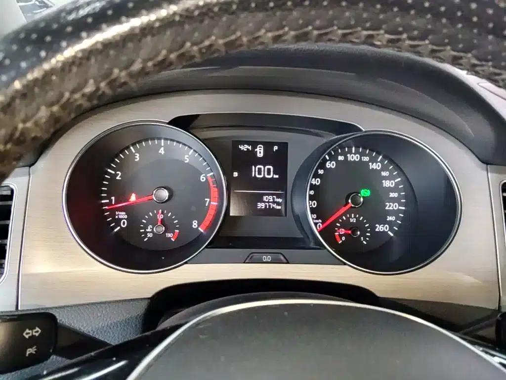 Golf Sportsvan 2018 1.6L Automatic Comfort Edition — миниатюра 12