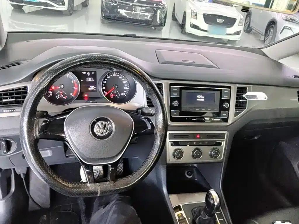 Golf Sportsvan 2018 1.6L Automatic Comfort Edition — миниатюра 10