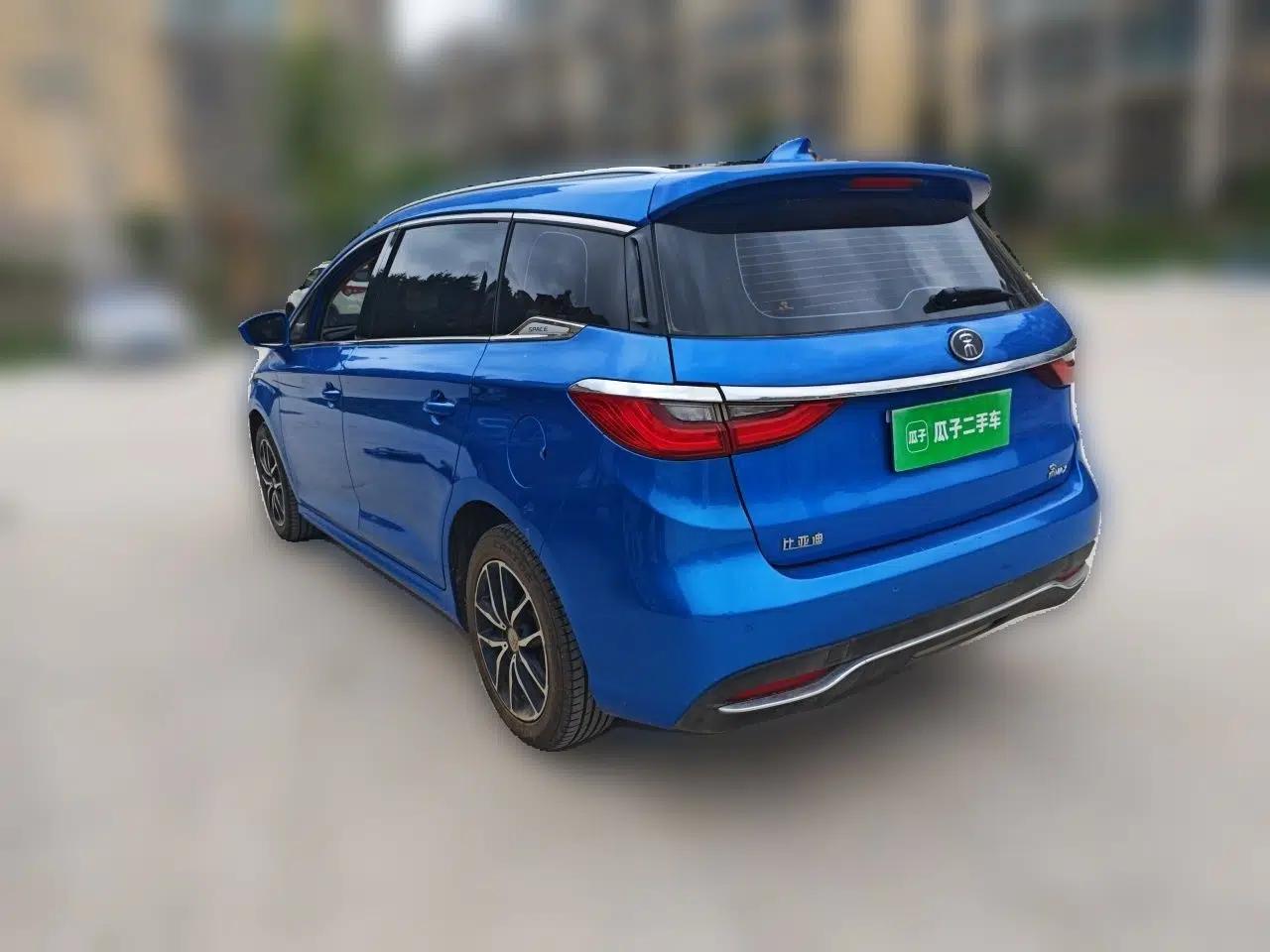 BYD Song MAX 2017 1.5T Automatic Smart Connect Elite 7-Seater — миниатюра 4