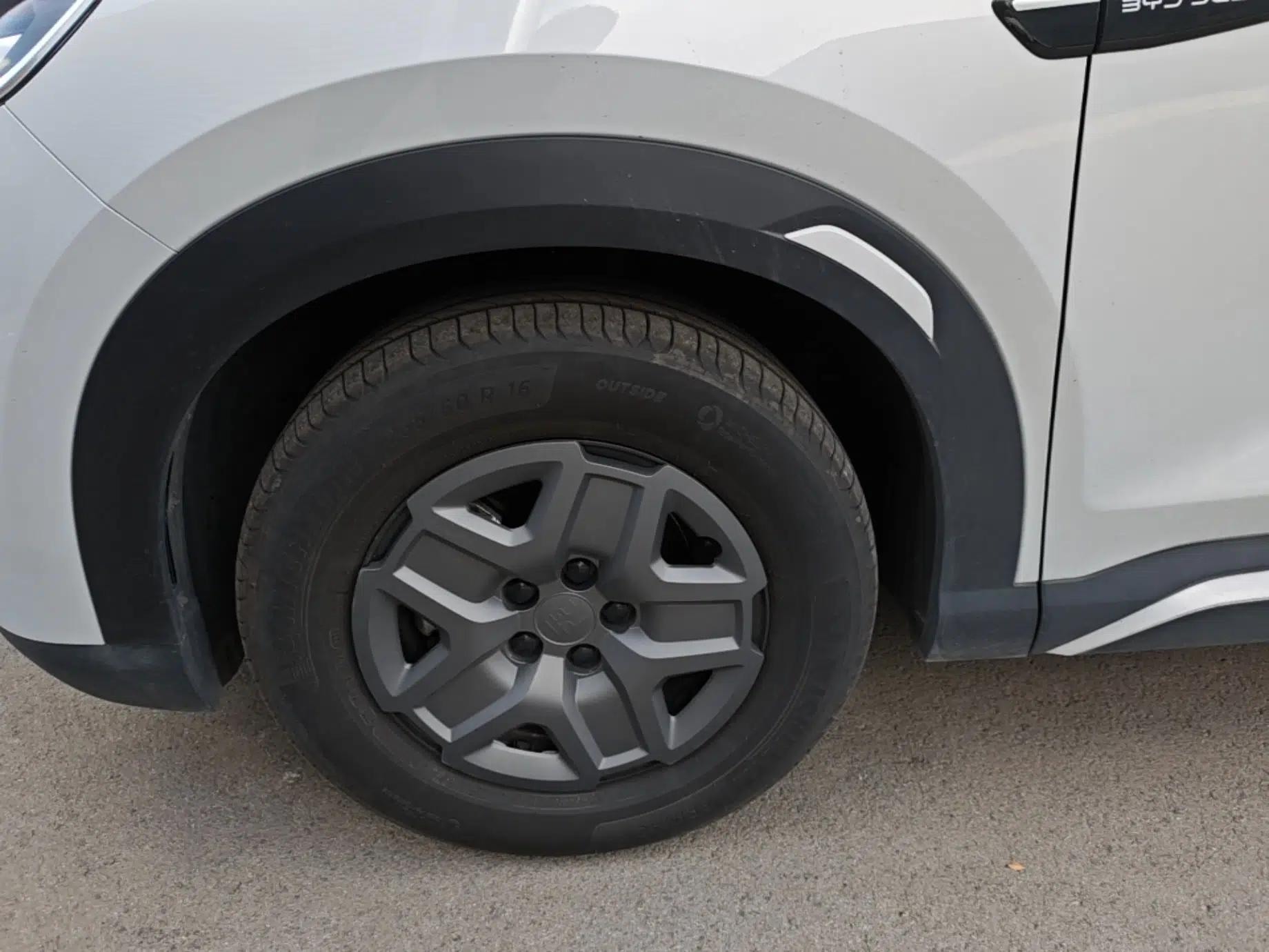 BYD Yuan UP 2024 401 km Active Version — миниатюра 15