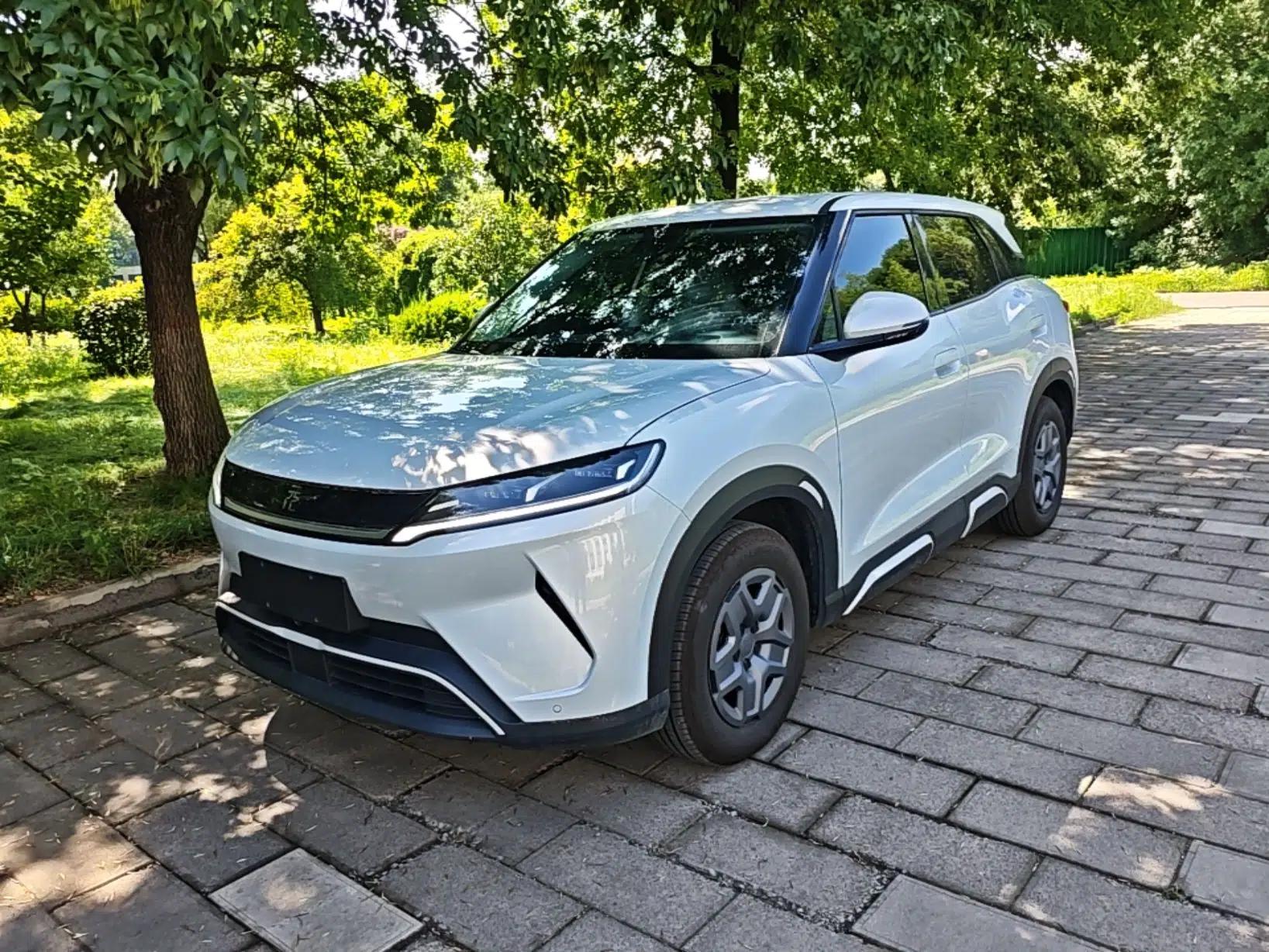 BYD Yuan UP 2025 Model 301KM Leading Version — миниатюра 1