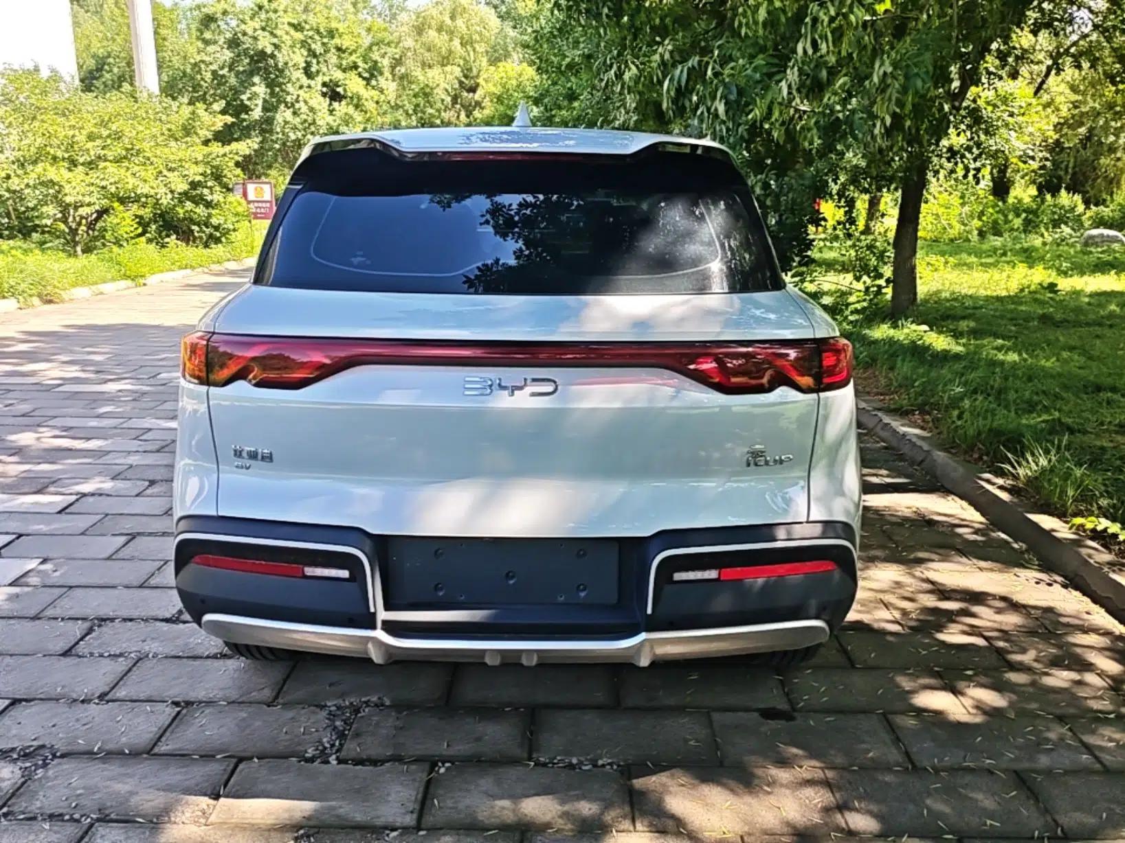 BYD Yuan UP 2025 Model 301KM Leading Version — миниатюра 5