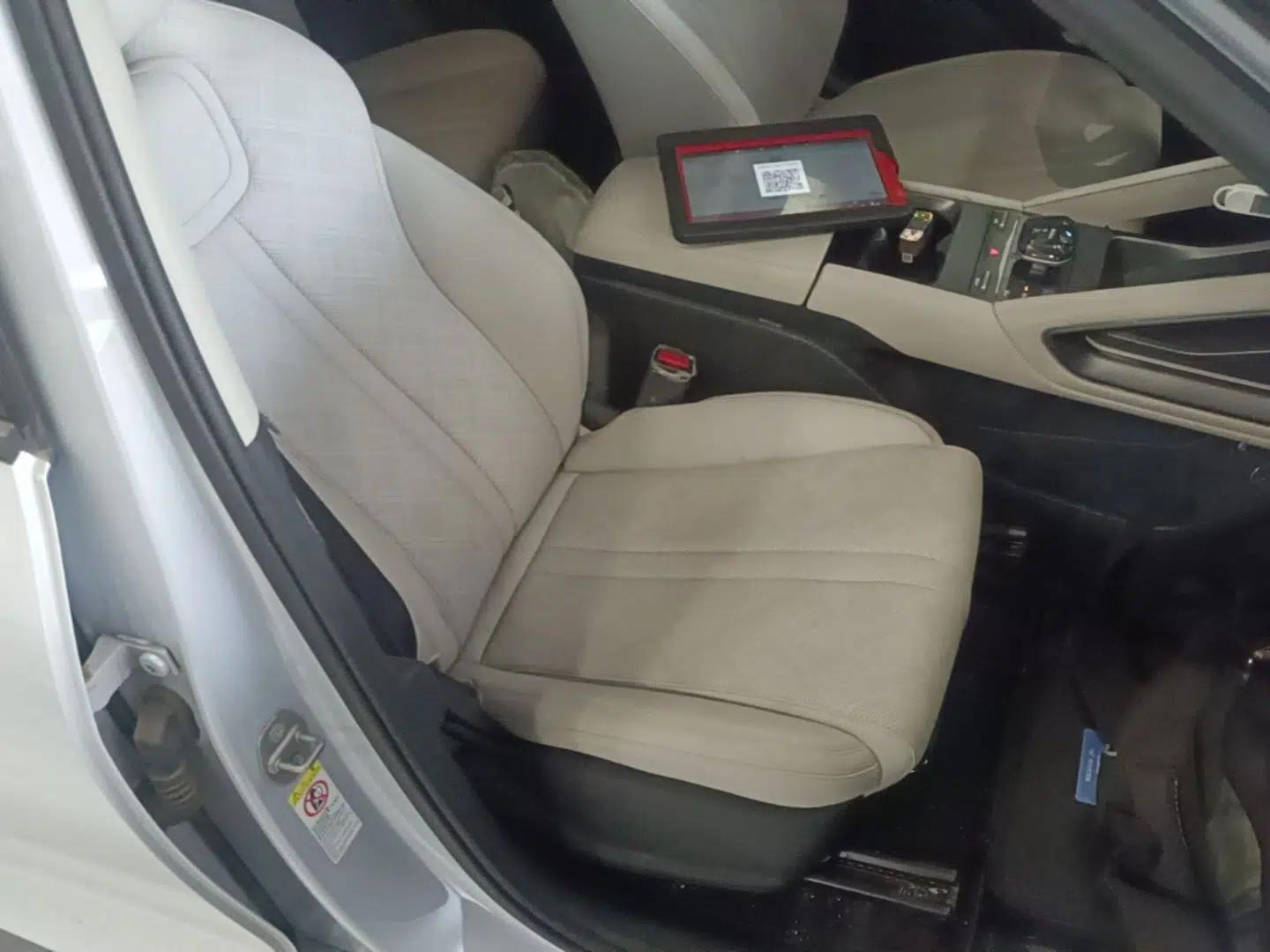 BYD Yuan UP 2024 401KM Leading Edition — миниатюра 19