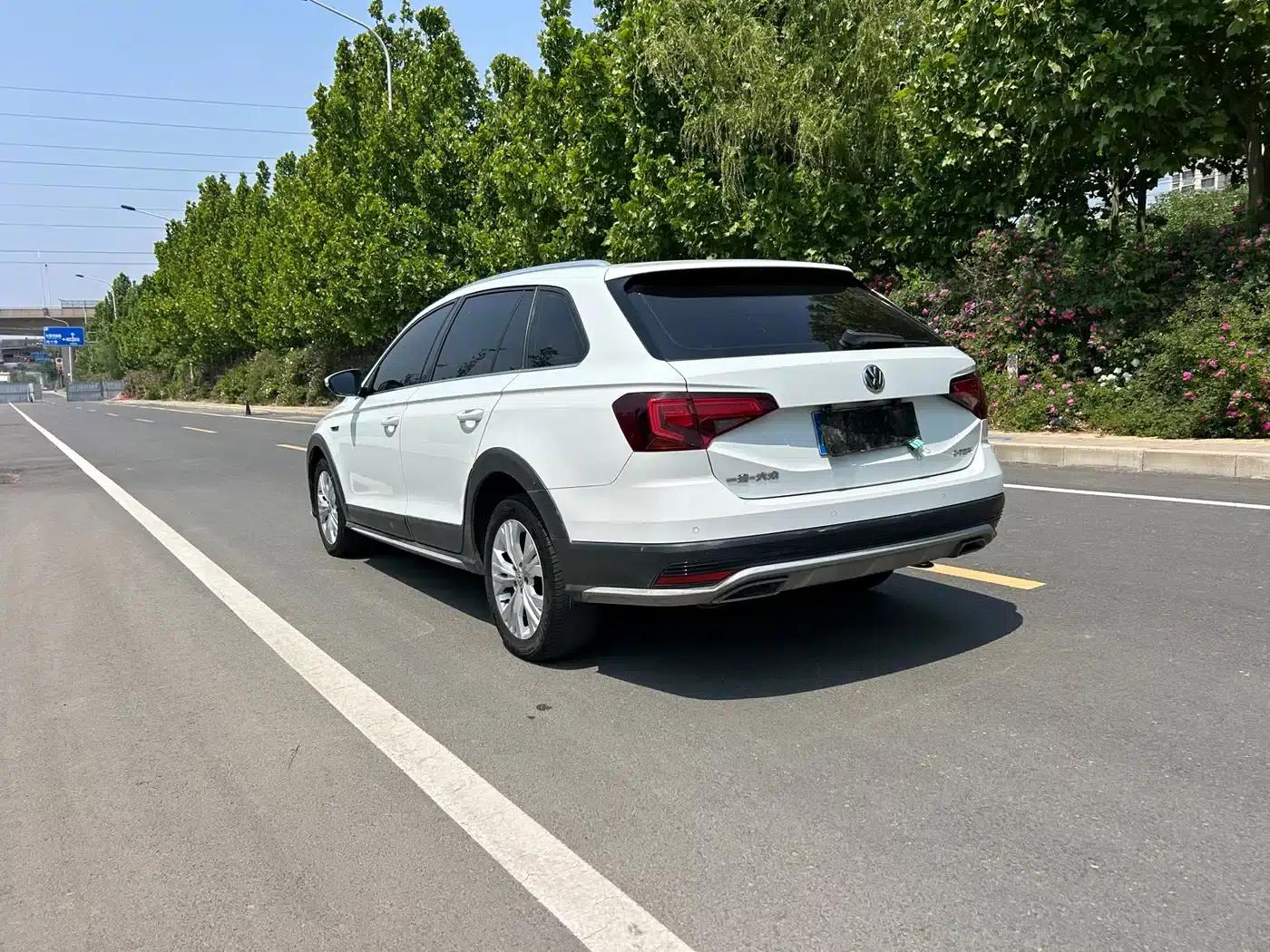 C-TREK 2017 1.6L Automatic Comfort Model — миниатюра 12