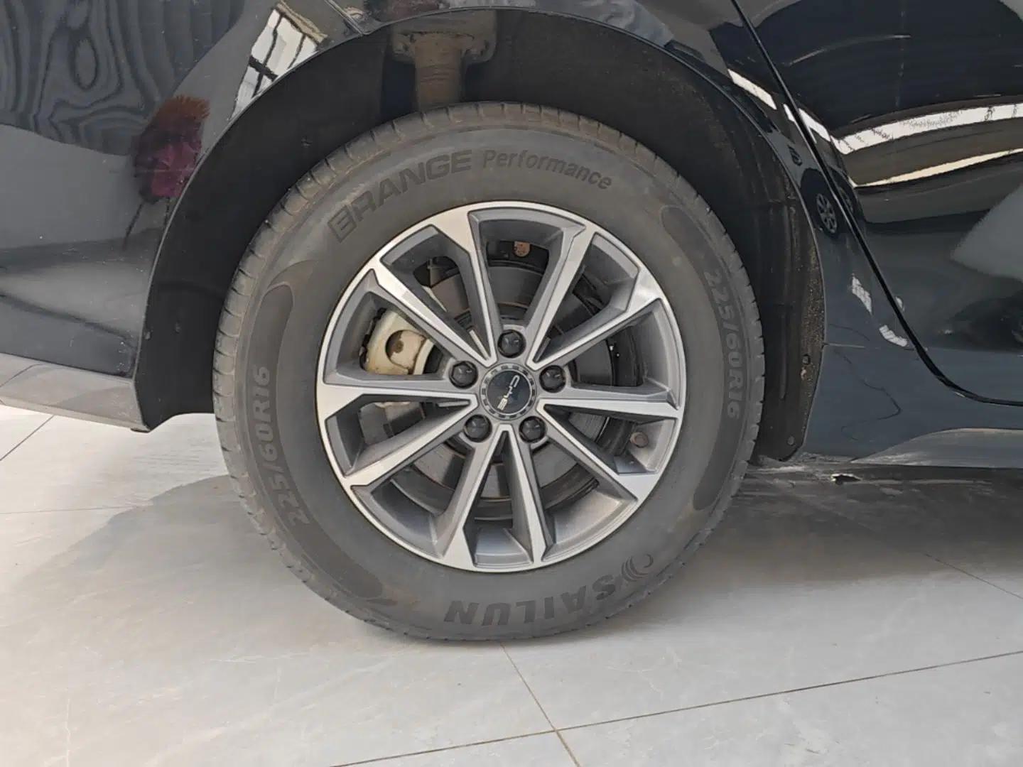 BYD Destroyer 05 2024 HONOR Edition DM-i 55KM Luxury Model — миниатюра 11