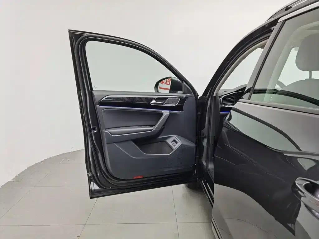 Tayron GTE 2020 1.4T Luxury Edition — миниатюра 8