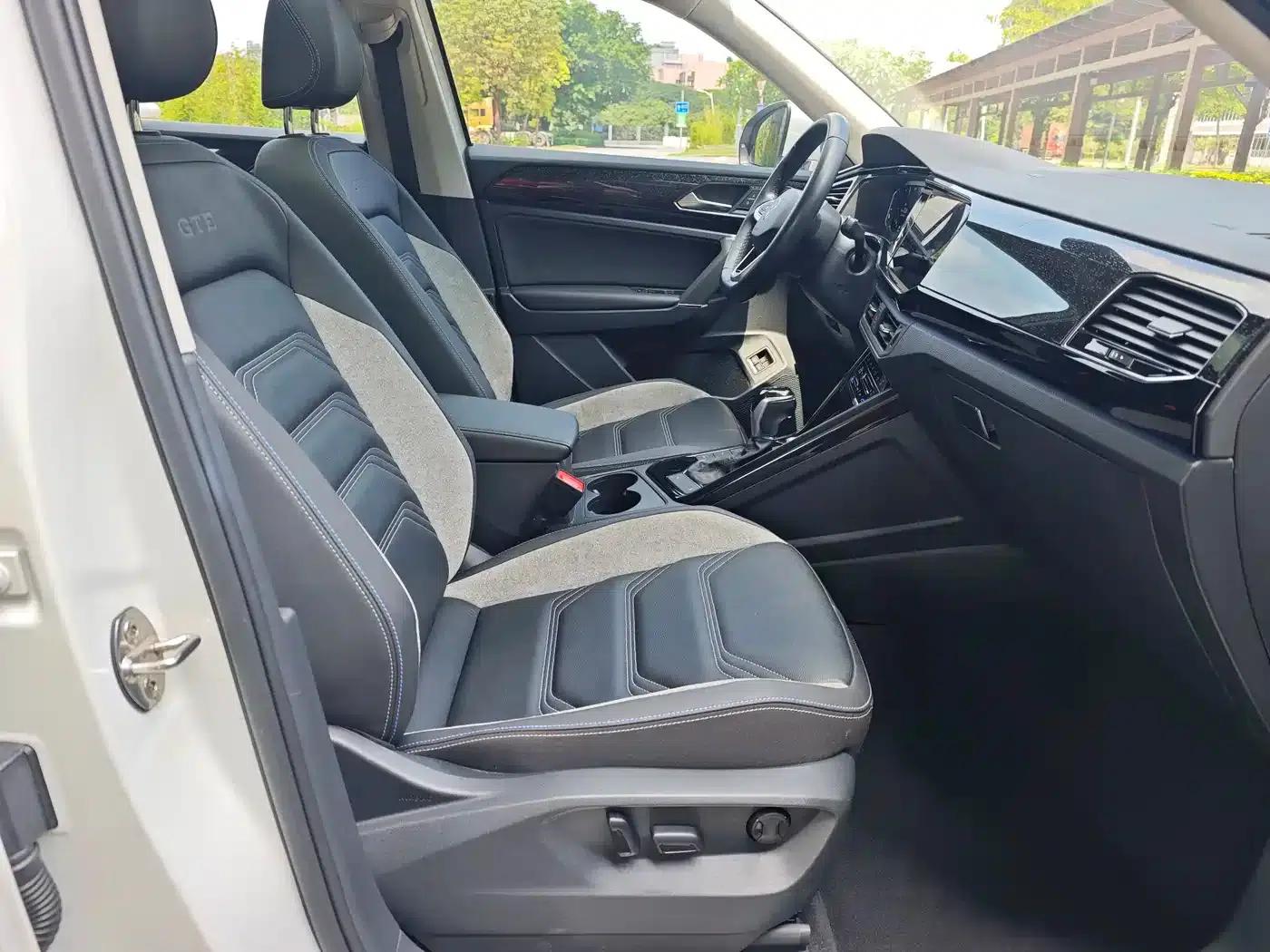 Tayron GTE 2022 1.4T Luxury Edition — миниатюра 11