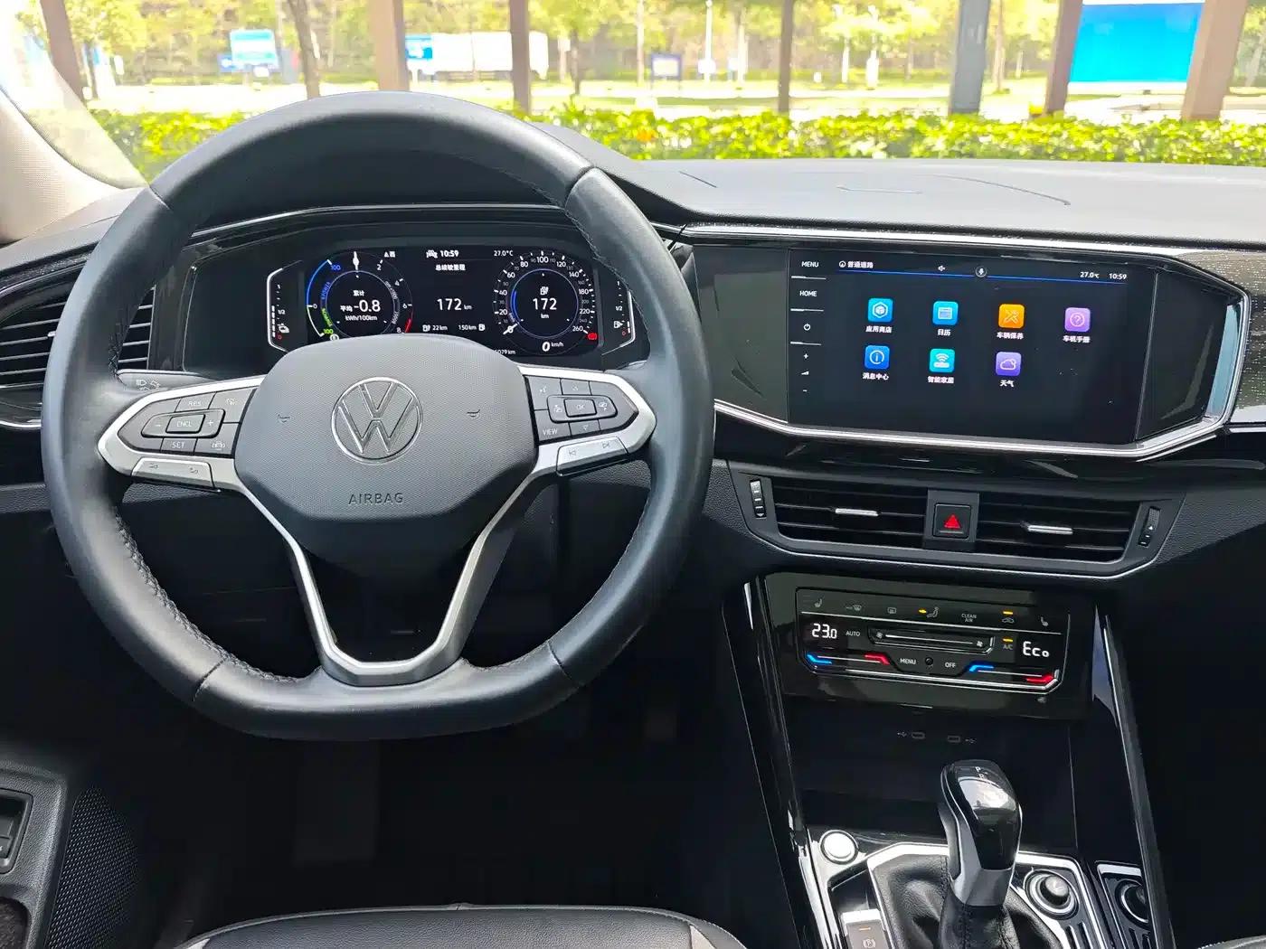 Tayron GTE 2022 1.4T Luxury Edition — миниатюра 14