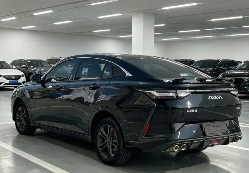 Aeolus Yixuan 2023 Facelift 1.5L Automatic Wind Chaser Edition — миниатюра 4