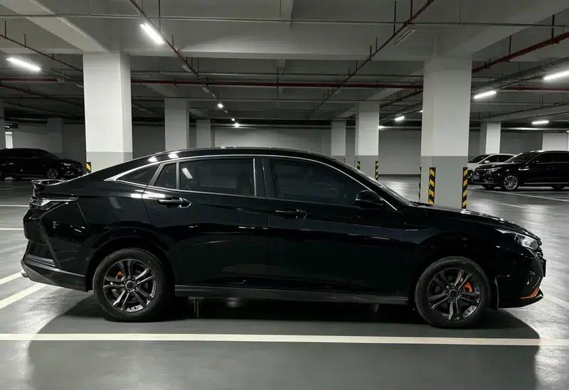 Aeolus Yixuan 2023 Facelift 1.5L Automatic Wind Chaser Edition — миниатюра 7