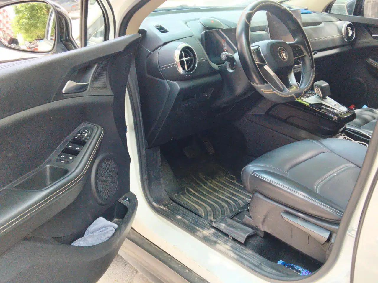 BYD Yuan New Energy 2019 EV535 Smart Connect Trendsetting Model — миниатюра 16