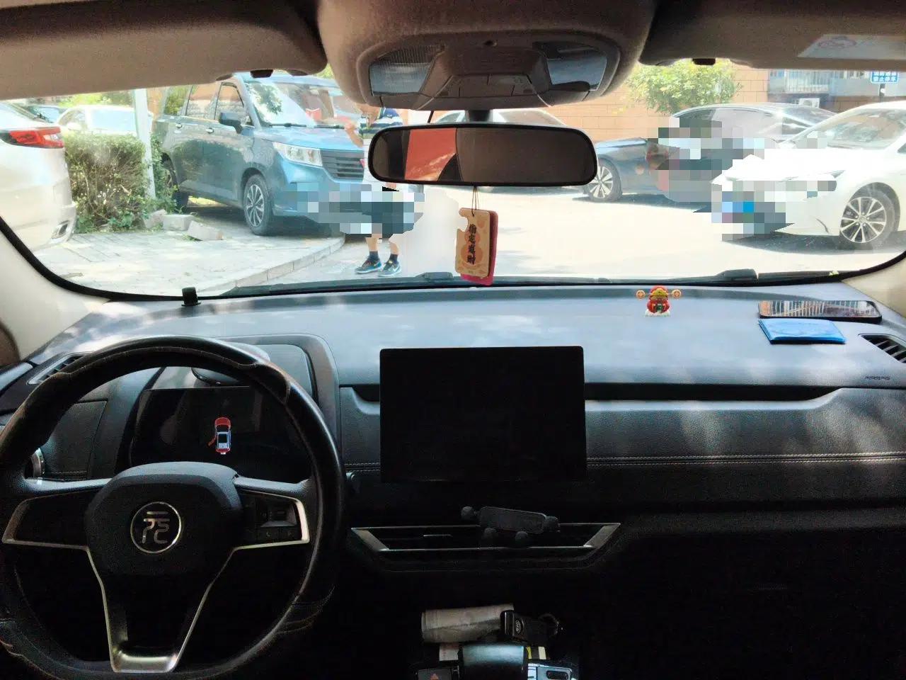 BYD Yuan New Energy 2019 EV535 Smart Connect Trendsetting Model — миниатюра 9