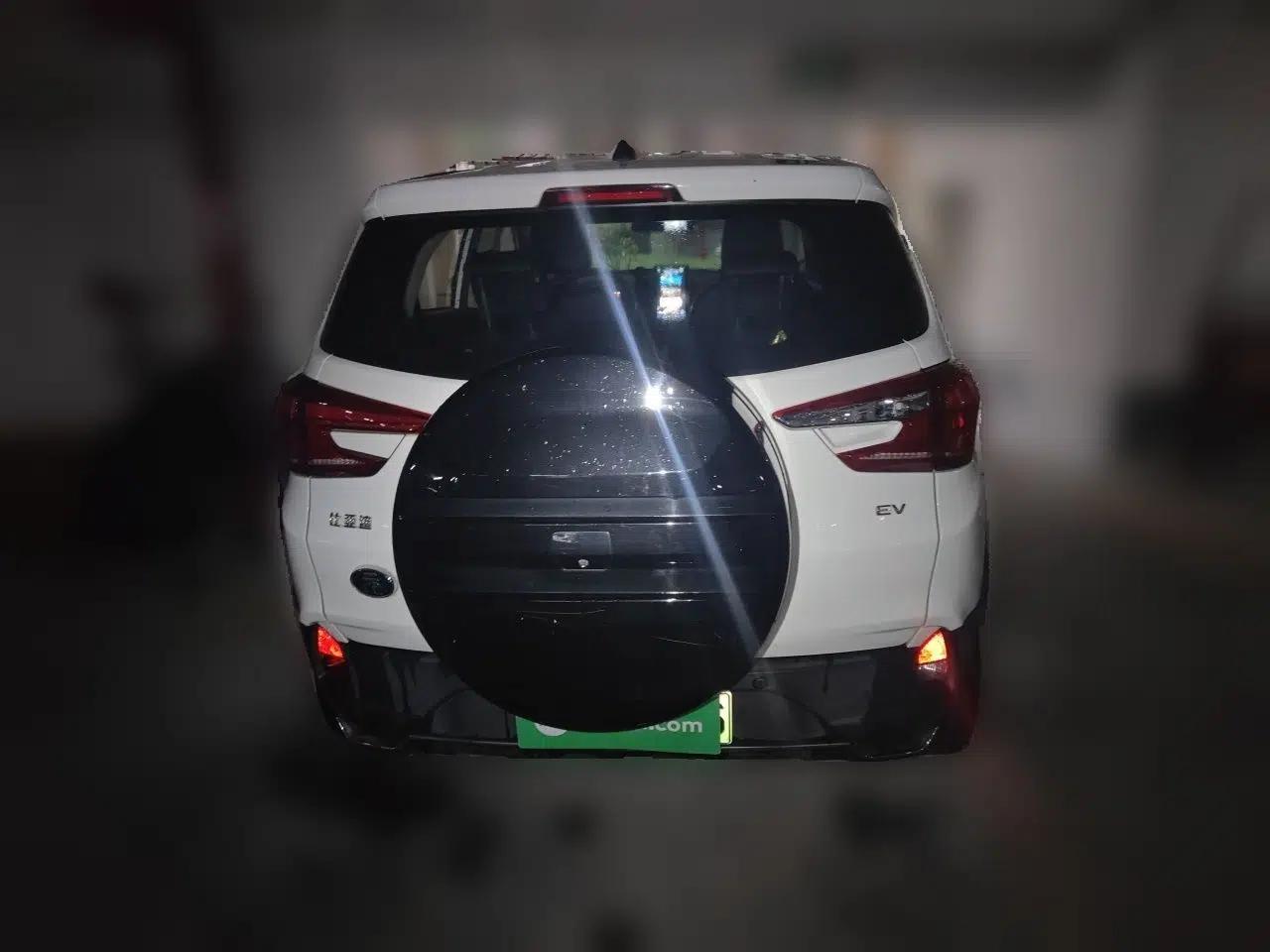 BYD Yuan New Energy 2019 EV535 Smart Connect Trendsetting Model — миниатюра 5