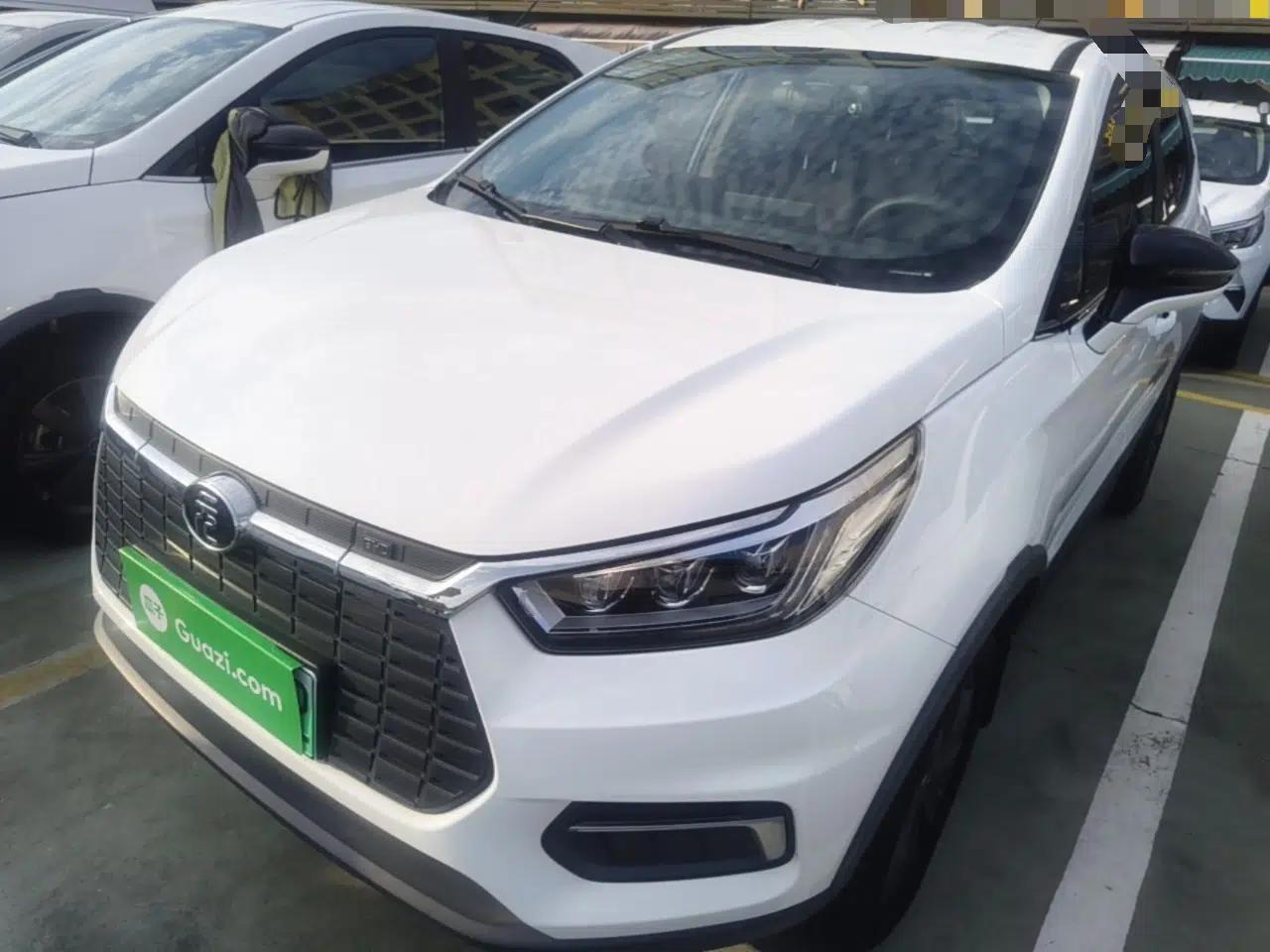 BYD Yuan New Energy 2019 EV535 Smart Connect Trendsetting Model — миниатюра 1
