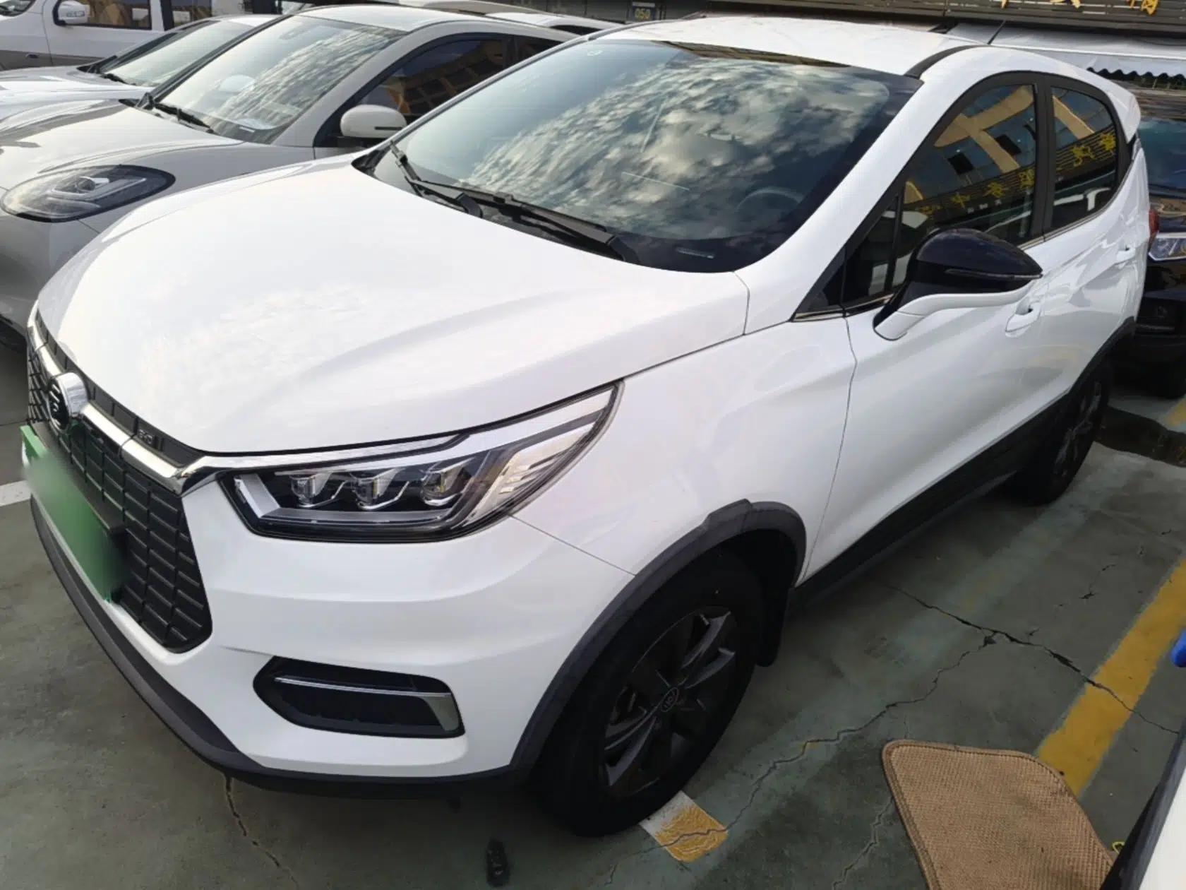 BYD Yuan New Energy 2019 EV535 Smart Connect Trendsetting Model — миниатюра 1