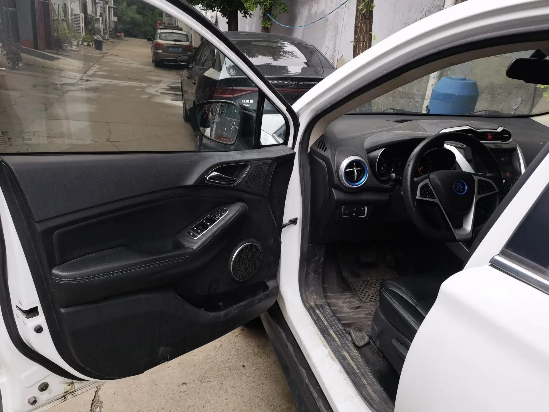 BYD Yuan New Energy 2018 EV360 Smart Connect Cool Edition — миниатюра 16