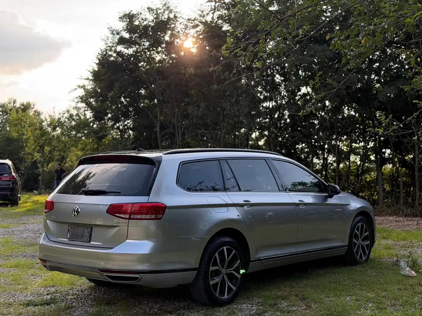 Passat Variant 2018 380TSI 2WD Comfortline — миниатюра 11