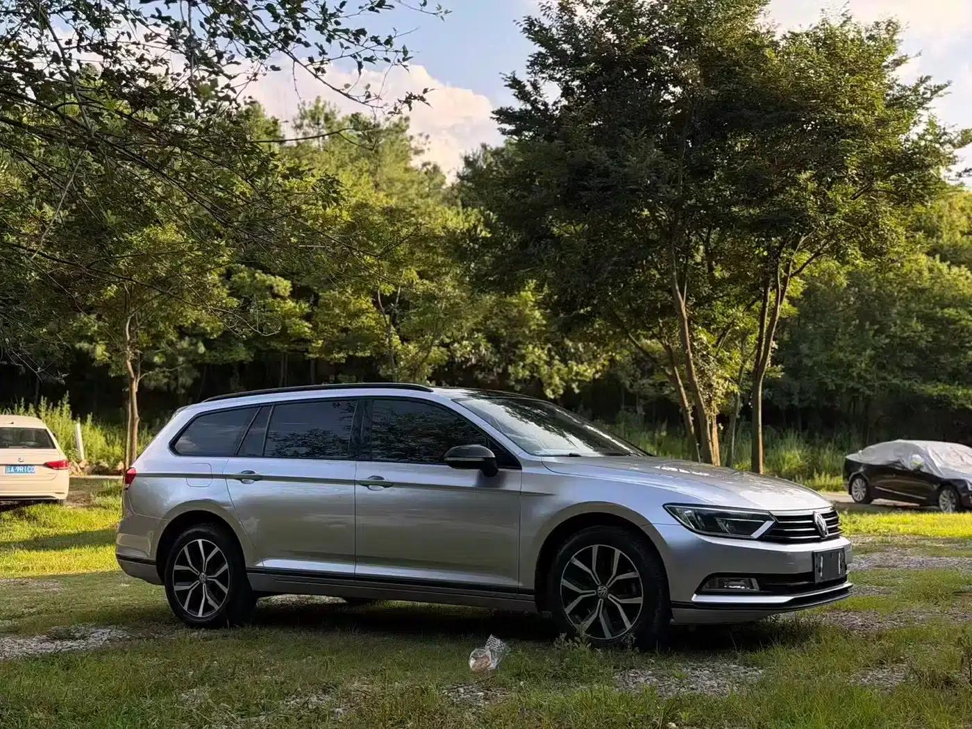 Passat Variant 2018 380TSI 2WD Comfortline — миниатюра 3