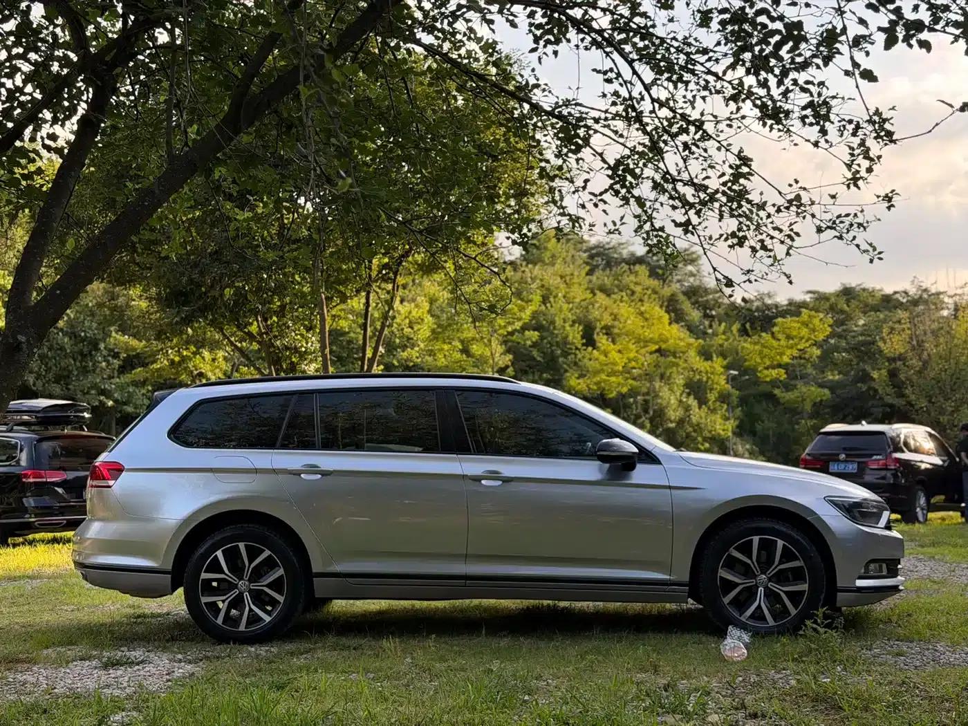 Passat Variant 2018 380TSI 2WD Comfortline — миниатюра 9