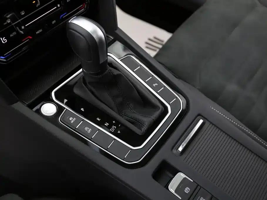 Passat Variant 2021 2.0T Comfortline — миниатюра 12