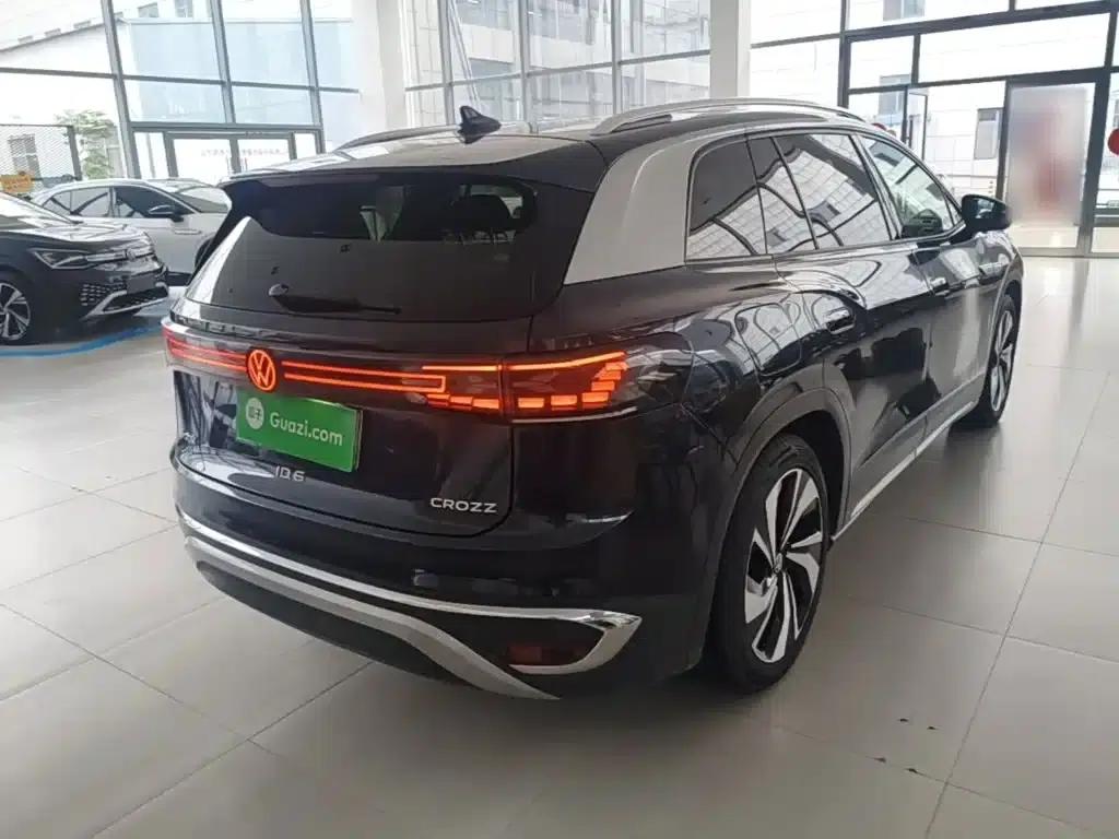 ID.6 CROZZ 2021 Long Range PURE+ Edition — миниатюра 7