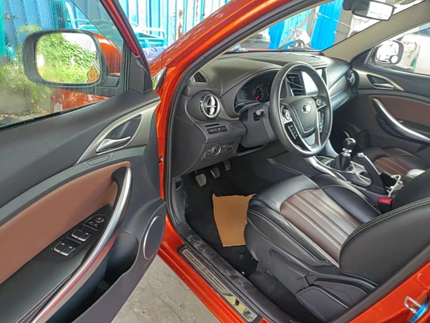 BYD Song 2016 GaiShi Edition 1.5TI Manual Elite Model — миниатюра 18