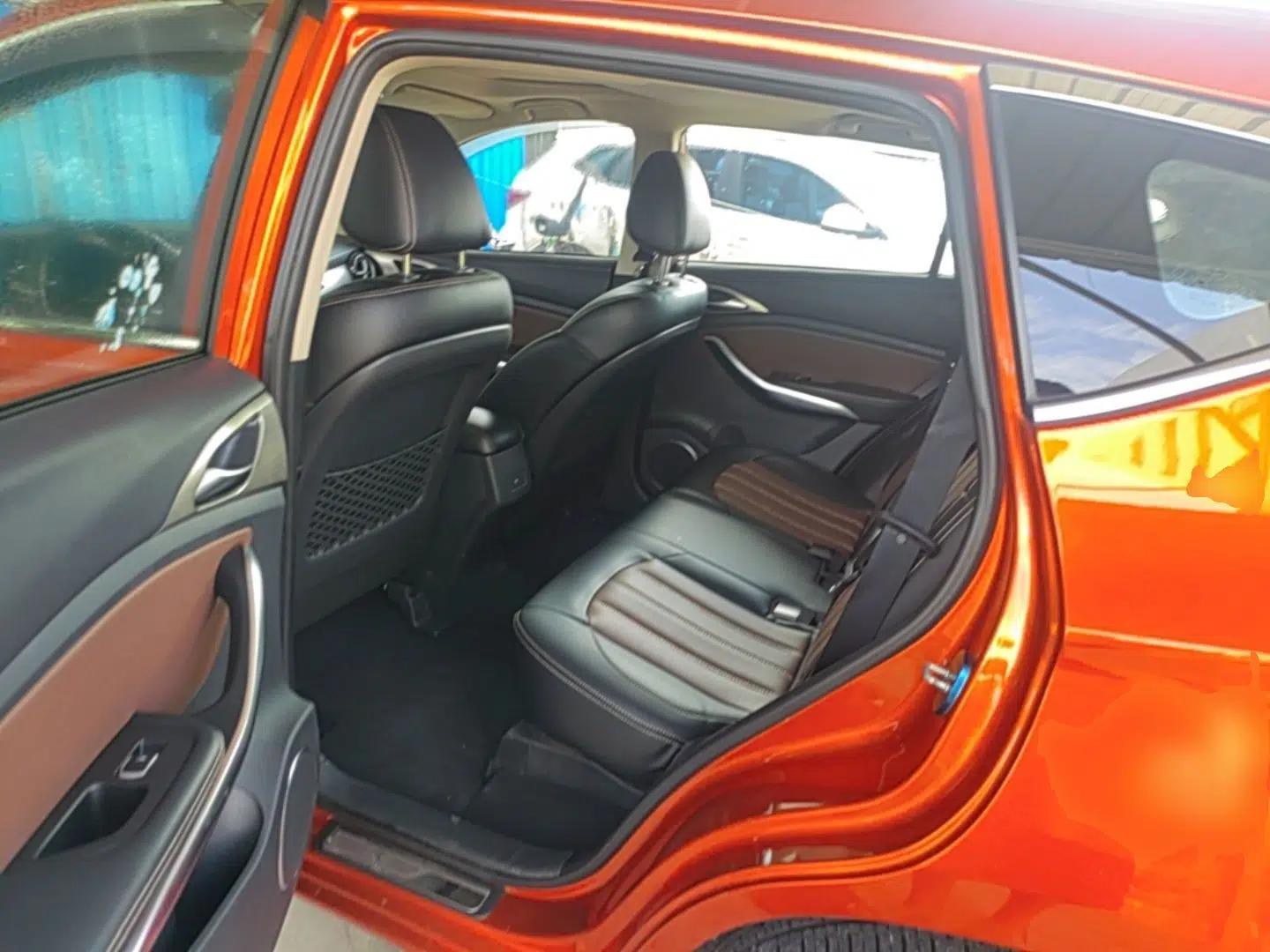 BYD Song 2016 GaiShi Edition 1.5TI Manual Elite Model — миниатюра 20