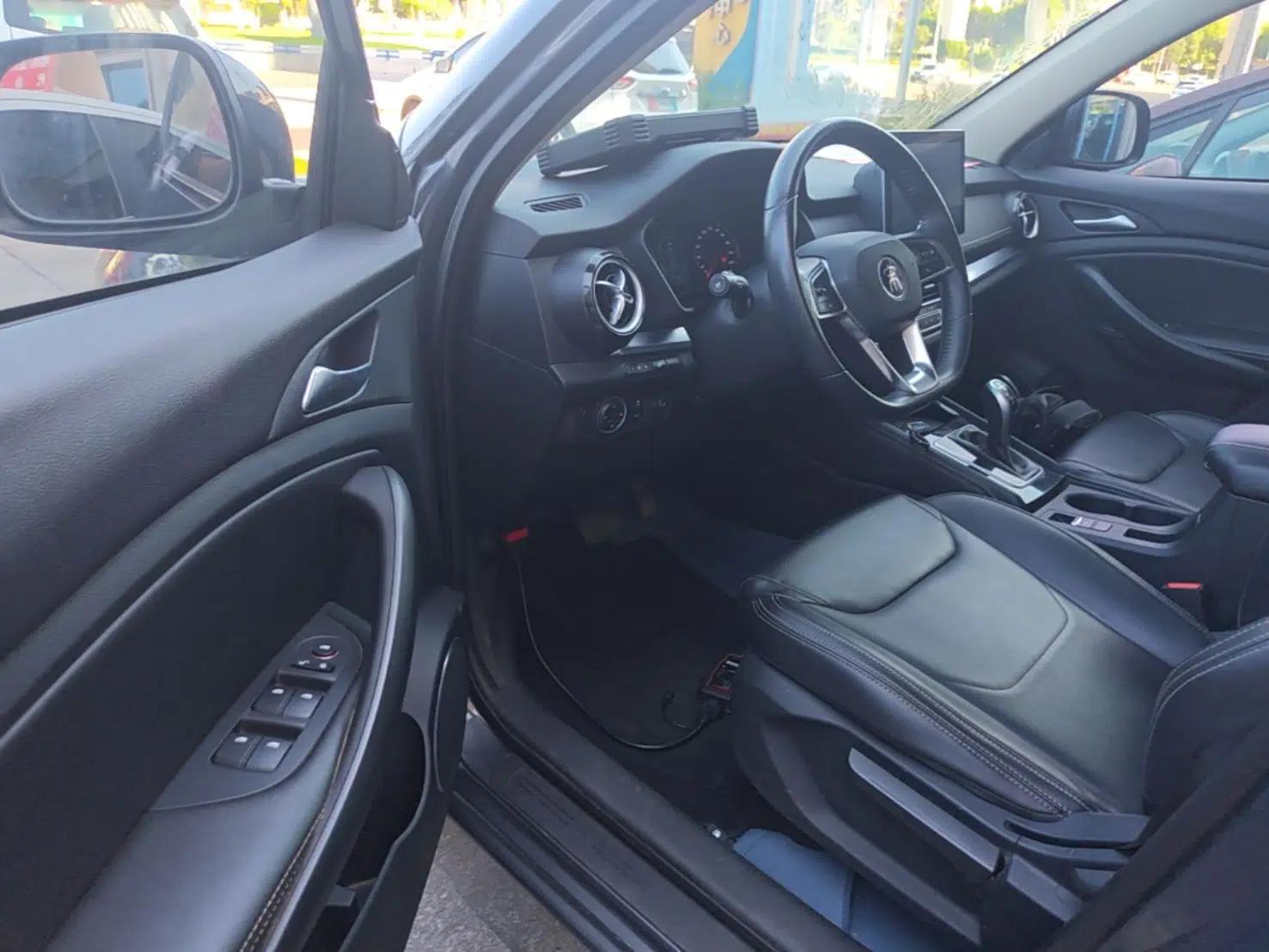 BYD Song 2020 Classic Edition 1.5T Automatic Elite Model — миниатюра 18
