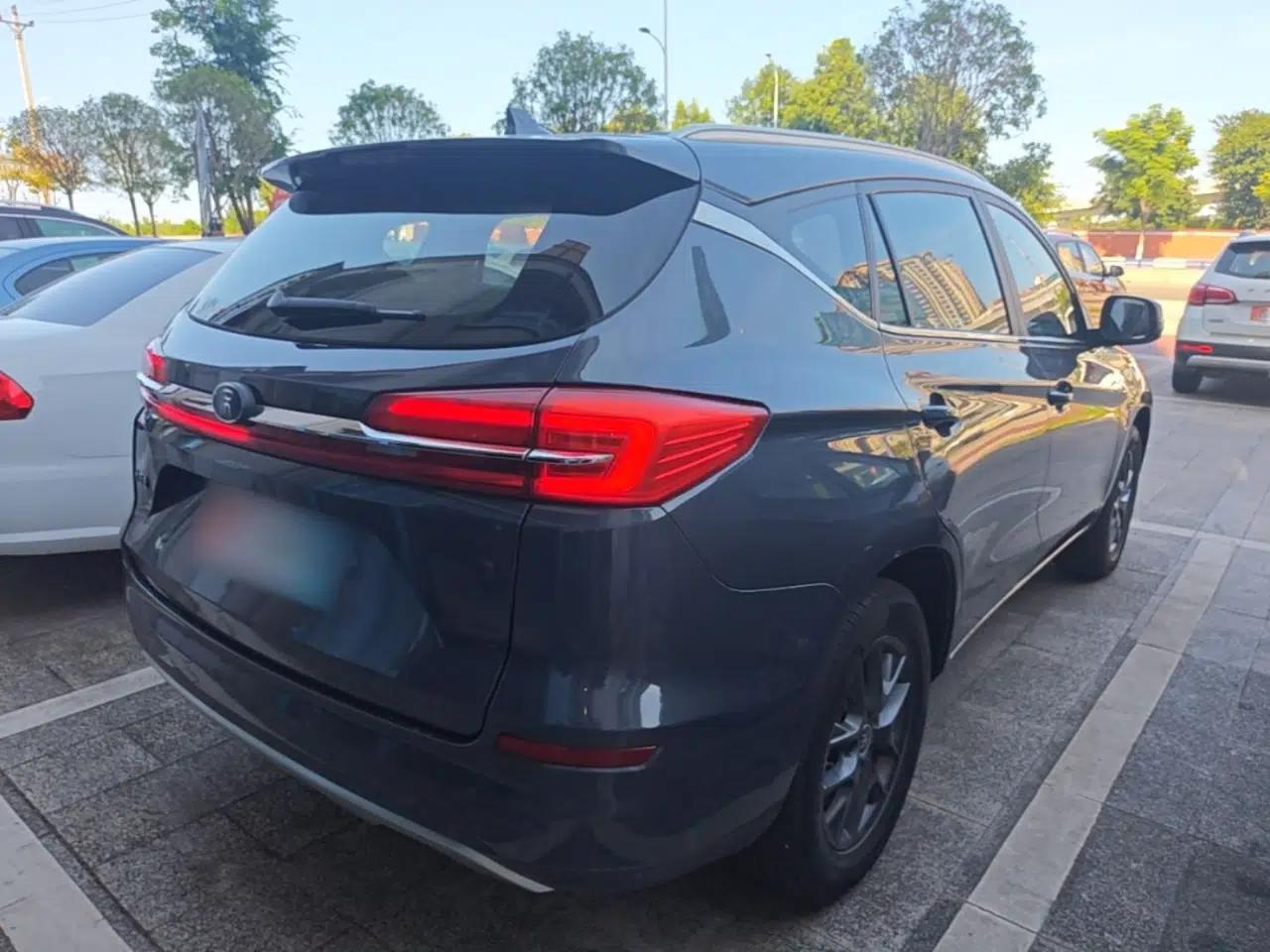 BYD Song 2020 Classic Edition 1.5T Automatic Elite Model — миниатюра 6