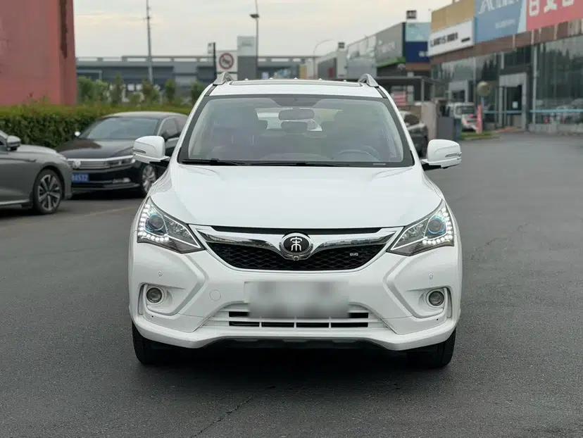 BYD Song 2017 Gaishe Upgrade Edition 1.5TID Automatic Elite Model — миниатюра 16