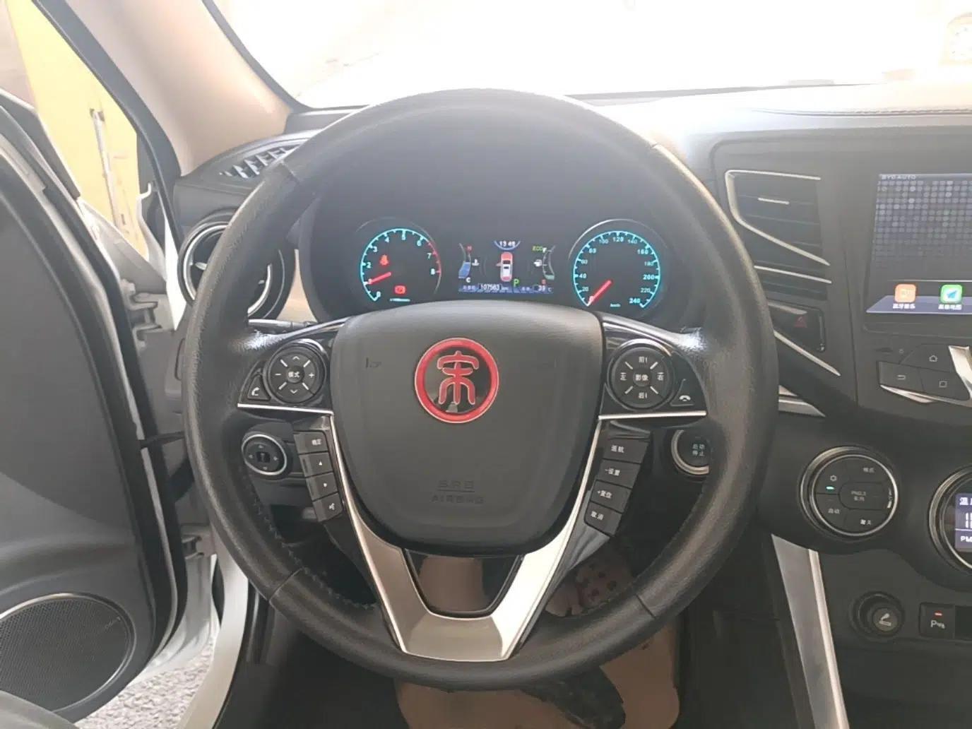 BYD Song 2017 Gaishe Upgrade Edition 1.5TID Automatic Elite Model — миниатюра 19
