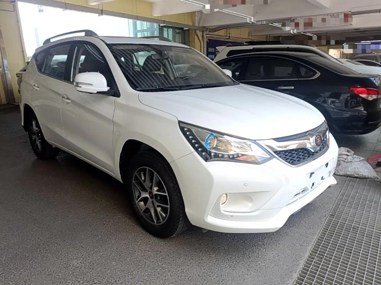 BYD Song 2017 Gaishe Upgrade Edition 1.5TID Automatic Elite Model — миниатюра 3