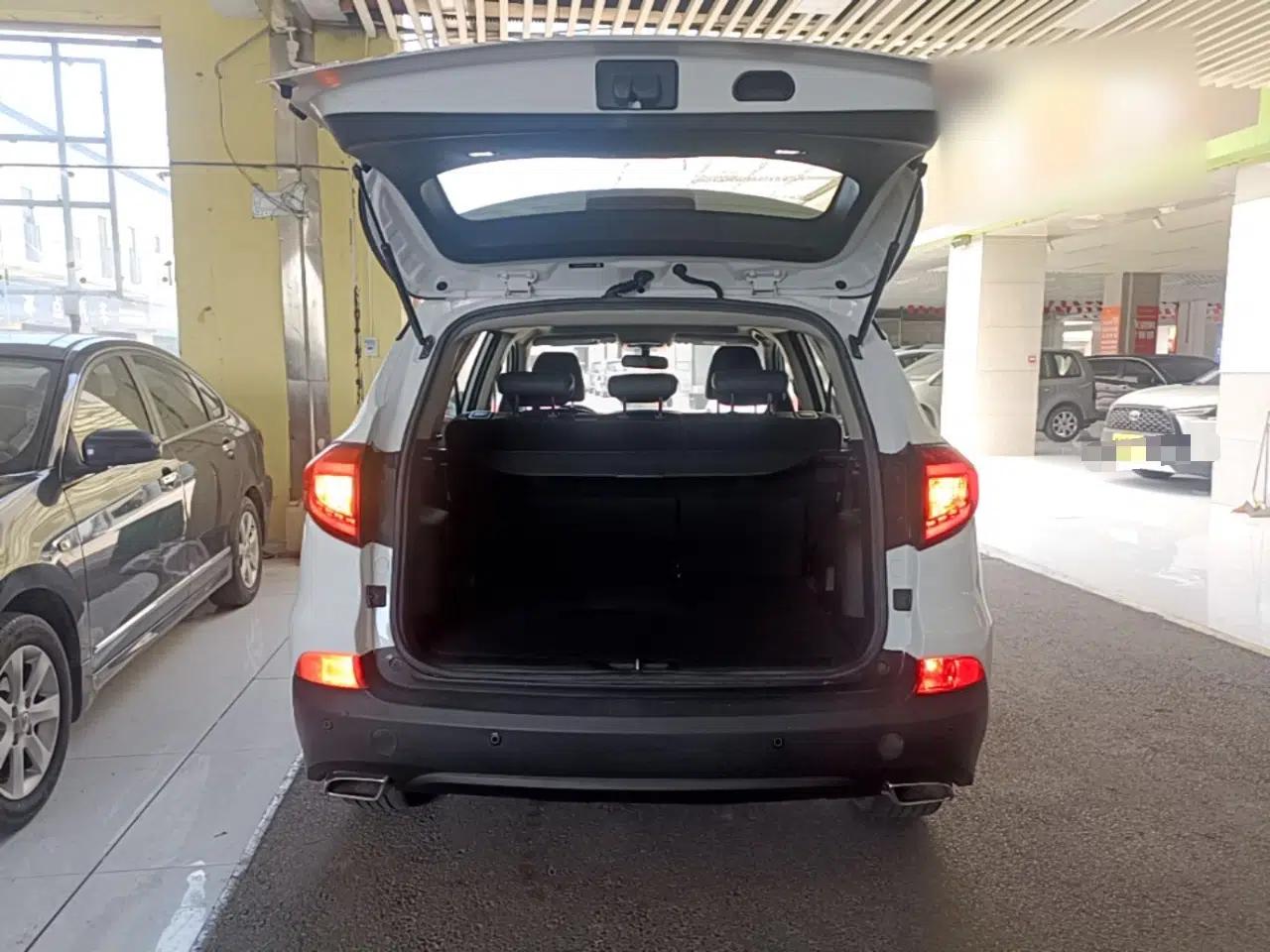 BYD Song 2017 Gaishe Upgrade Edition 1.5TID Automatic Elite Model — миниатюра 28