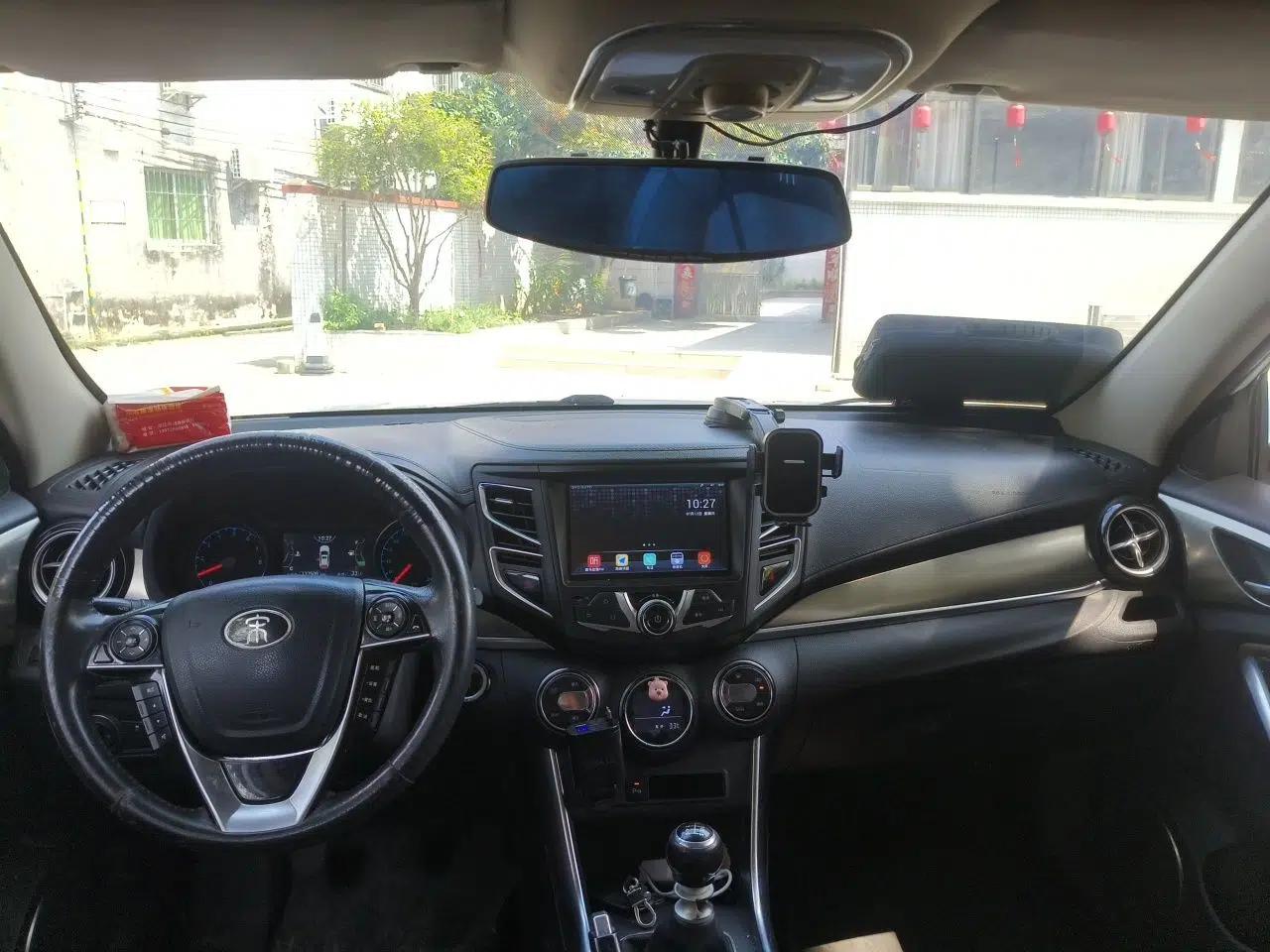 BYD Song 2016 GaiShi Edition 1.5TI Manual Elite Model — миниатюра 15