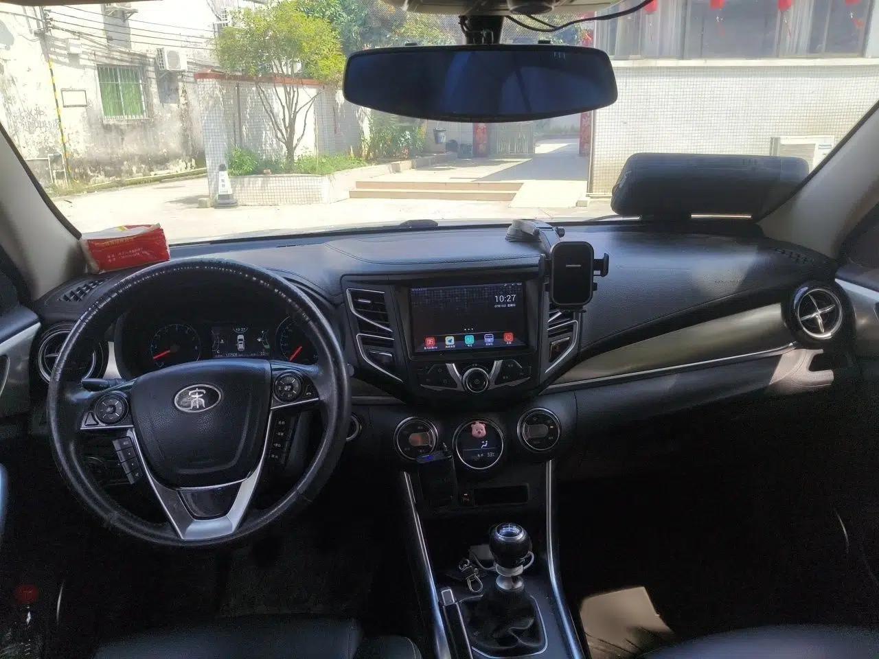 BYD Song 2016 GaiShi Edition 1.5TI Manual Elite Model — миниатюра 18